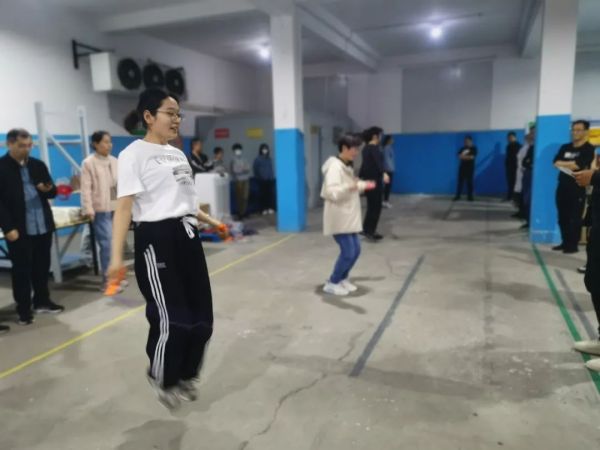 寧陽一滕醫藥有限公司開展“五四”青年節系列活動