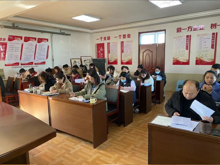 【聚智謀遠 再譜新篇】寧陽一滕醫藥公司召開2025年度經營工作推進會